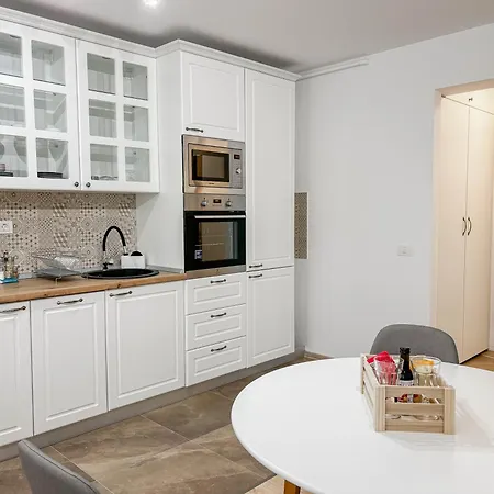 Apartment Ember Green Brasov