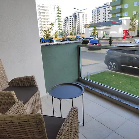 Ember Green * Brasov