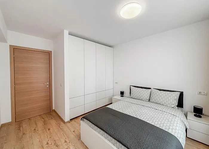 Апартаменты Ember Green *